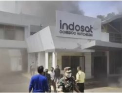 Gedung Indosat di Semarang Kebakaran Warga Resah Kehilangan Sinyal