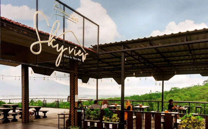 deretan tempat makan dengan view pemandangan di semarang