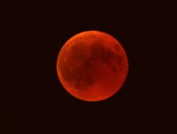 Fenomena Blood Moon  dapat Dilihat di Seluruh wilayah Indonesia