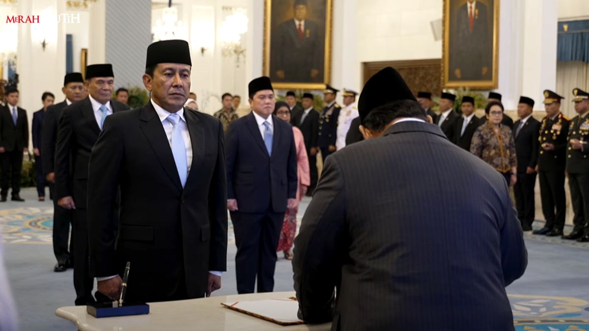 presiden prabowo lantik ahmad dofiri
