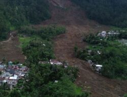 Longsor Melanda Banjarnegara, 2 Warga Tewas, 27 Masih Tertimbun dan 823 Mengungsi