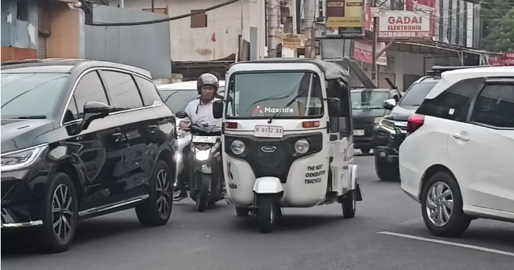 bajaj maxride di kota semarang resmi dilarang beroperasi
