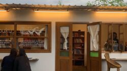 moenasiah & lauk buku