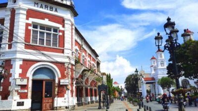 spot aestetik untuk foto di Kota Lama semarang