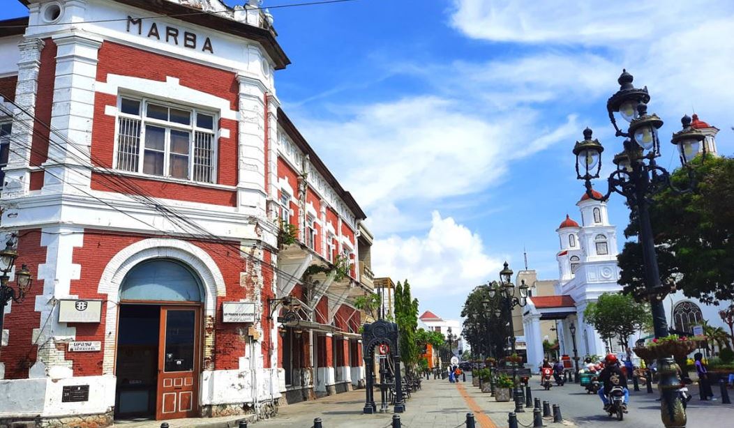 spot aestetik untuk foto di Kota Lama semarang