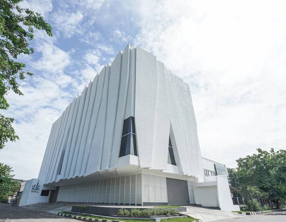 Gedung pertemuan lengkap di Semarang