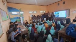 UNNES Perkuat Kesiapsiagan Siswa di Lereng Merapi Melalui Pendampingan Penggunaan Peta Jalur Evakuasi