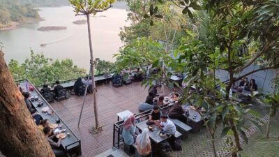 Nocasta Terrace, Tempat Nongkrong Baru di Gunungpati View Waduk Jatibarang