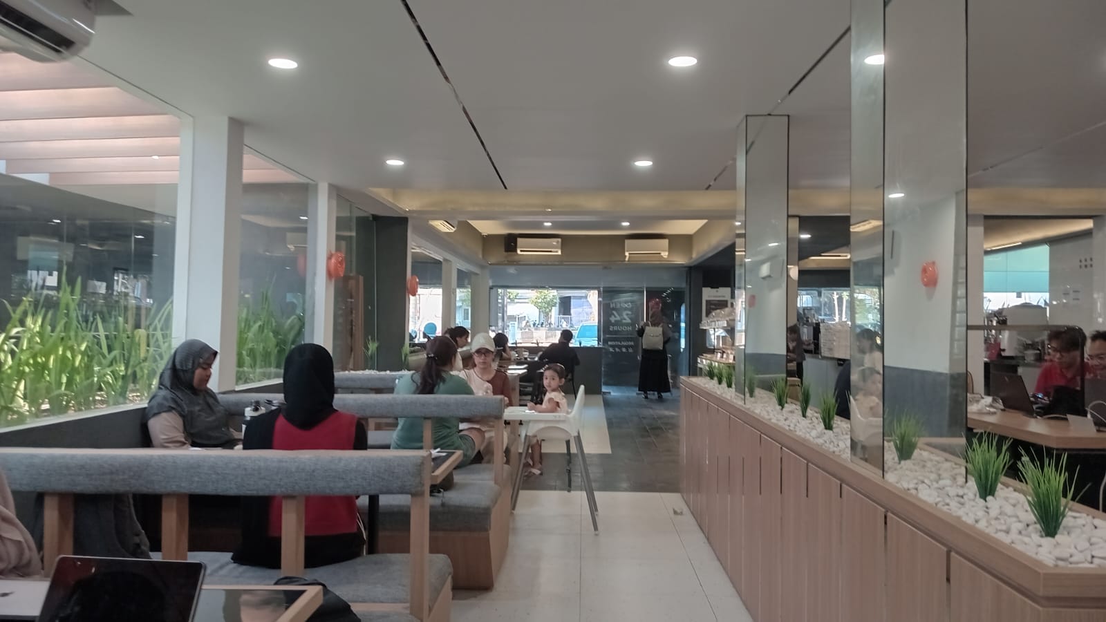 rekomendasi tempat wfc di pusat kota semarang