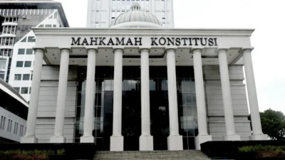 MK Tolak Gugatan Ijazah Gibran