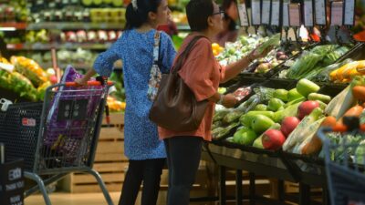 Fenomena Downgrade "In This Economy" Viral Di Media Sosial